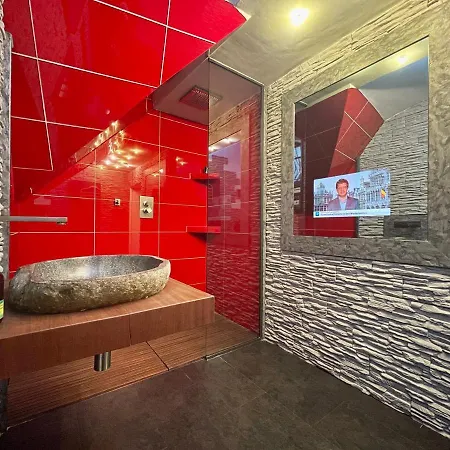 B Our Guest At New Flat Nearby Dresden !!!pool!!! דירה Frauendorf (Oberspreewald-Lausitz)